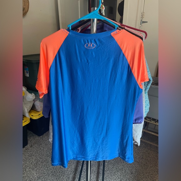 UnderArmour DC comics lightweight Superman tshirt. - Picture 4 of 4